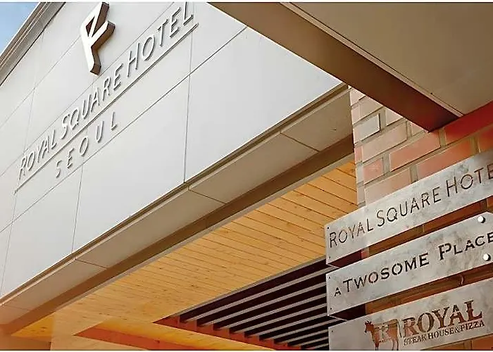 Hotel Royal Square